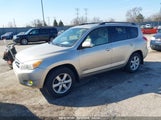 TOYOTA RAV4 LIMITED JTMBD31V166018733 снимка
