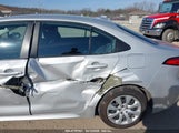Toyota Corolla Le 5YFEPMAEXNP331751 снимка