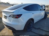TESLA MODEL Y PERFORMANCE DUAL MOTOR ALL-WHEEL DRIVE 7SAYGDEF8NF404002 fotografie