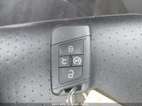 VOLKSWAGEN TIGUAN 2.0T SE/2.0T SEL 3VV2B7AX3JM216965 fotografie