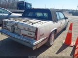 CADILLAC DEVILLE FLEETWOOD 1G6CD4782G4279123 снимка