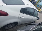 KIA FORTE LX 3KPFK4A74JE271563 снимка