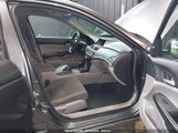 HONDA ACCORD 2.4 LX 1HGCP2F39CA108333 снимка