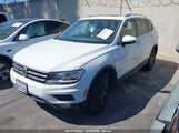 VOLKSWAGEN TIGUAN 2.0T SE/2.0T SEL/2.0T SEL R-LINE/2.0T SEL R-LINE BLACK 3VV2B7AX9KM033460 photo