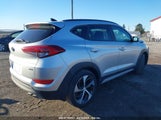 HYUNDAI TUCSON VALUE KM8J3CA21JU676704 снимка