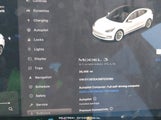 TESLA MODEL 3 STANDARD RANGE PLUS REAR-WHEEL DRIVE 5YJ3E1EA3MF032180 fotografie