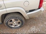 JEEP COMMANDER SPORT 1J8HH48K99C501515 снимка