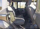 JEEP WRANGLER UNLIMITED SPORT S 4X4 1C4HJXDG4JW110788 fotografie