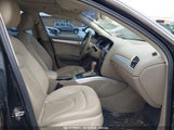 AUDI A4 2.0T PREMIUM WAUEFAFL7BN004822 снимка