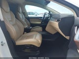 TESLA MODEL X 60D/70D/75D/90D/P100D 5YJXCBE24GF002020 снимка