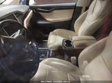 TESLA MODEL X 60D/70D/75D/90D/P100D 5YJXCBE27GF012024 снимка
