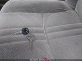 TOYOTA SIENNA LE 4T3ZF13C93U534860 снимка