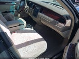 LINCOLN TOWN CAR SIGNATURE LIMITED 1LNHM82W35Y636746 снимка
