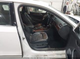VOLKSWAGEN PASSAT 2.5L SEL PREMIUM 1VWCP7A35CC104882 снимка