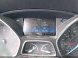 FORD FOCUS SE 1FADP3F25FL263721 photo