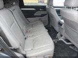 TOYOTA HIGHLANDER XLE V6 5TDJKRFH6GS323167 fotografie