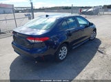 TOYOTA COROLLA LE 5YFEPMAE1NP334098 снимка