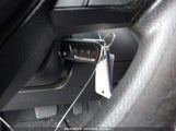 TOYOTA COROLLA LE JTDEPMAEXMJ151592 снимка