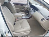 TOYOTA AVALON XLS 4T1BK3DB8AU354533 снимка