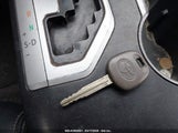 TOYOTA CAMRY LE 4T1BF1FK6DU691082 снимка