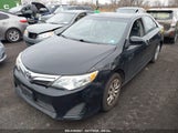 TOYOTA CAMRY LE 4T1BF1FK6DU691082 снимка