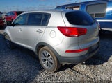 KIA SPORTAGE LX KNDPBCAC3F7789828 снимка