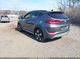 HYUNDAI TUCSON VALUE KM8J33A22JU748915 снимка