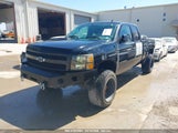 CHEVROLET SILVERADO 1500 LS 1GCSKREA0AZ298569 снимка