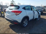 HONDA HR-V LX 3CZRU6H32JM722057 photo