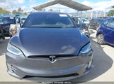 TESLA MODEL X 100D/75D/P100D 5YJXCAE29JF136121 fotografie