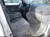 TOYOTA SIENNA LE 5TDZK23CX8S116205 снимка