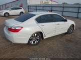 HONDA ACCORD LX 1HGCR2F34FA220990 снимка
