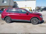 VOLKSWAGEN TIGUAN 2.0T SE/2.0T SEL/2.0T SEL R-LINE/2.0T SEL R-LINE BLACK 3VV3B7AX3KM130075 photo