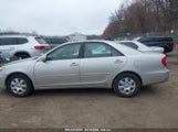 TOYOTA CAMRY LE 4T1BE32K72U531861 снимка