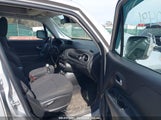 JEEP RENEGADE ALTITUDE 4X4 ZACCJBBH5HPF52639 photo