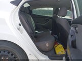 HYUNDAI ELANTRA SE 5NPDH4AE8FH606332 снимка