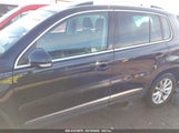 VOLKSWAGEN TIGUAN 2.0T WOLFSBURG EDITION WVGSV7AXXHK007144 снимка