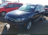VOLKSWAGEN TIGUAN 2.0T WOLFSBURG EDITION WVGSV7AXXHK007144 fotografie