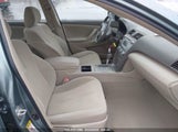 TOYOTA CAMRY LE 4T1BE46K97U699024 снимка