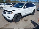JEEP GRAND CHEROKEE LAREDO 1C4RJFAGXEC352608 снимка
