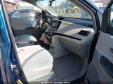 TOYOTA SIENNA LE V6 5TDKK3DC4BS104838 снимка