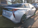 TOYOTA PRIUS THREE TOURING JTDKARFU3H3049806 снимка