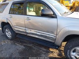TOYOTA 4RUNNER SR5 V6 JTEBU14R668070572 снимка