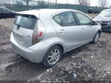 TOYOTA PRIUS C THREE JTDKDTB35D1528932 снимка