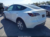 TESLA MODEL Y LONG RANGE DUAL MOTOR ALL-WHEEL DRIVE 5YJYGDEE0MF277197 fotografie