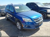 VOLKSWAGEN TIGUAN S/SE/SEL WVGAV75N49W500610 снимка