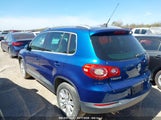 VOLKSWAGEN TIGUAN S/SE/SEL WVGAV75N49W500610 photo