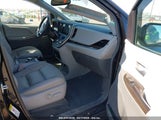 TOYOTA SIENNA XLE 8 PASSENGER 5TDYK3DC3GS700511 снимка