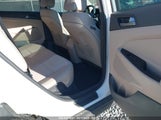 HYUNDAI TUCSON SE KM8J33A4XGU024223 снимка