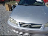 TOYOTA CAMRY LE 4T1BG22K9YU984960 снимка
